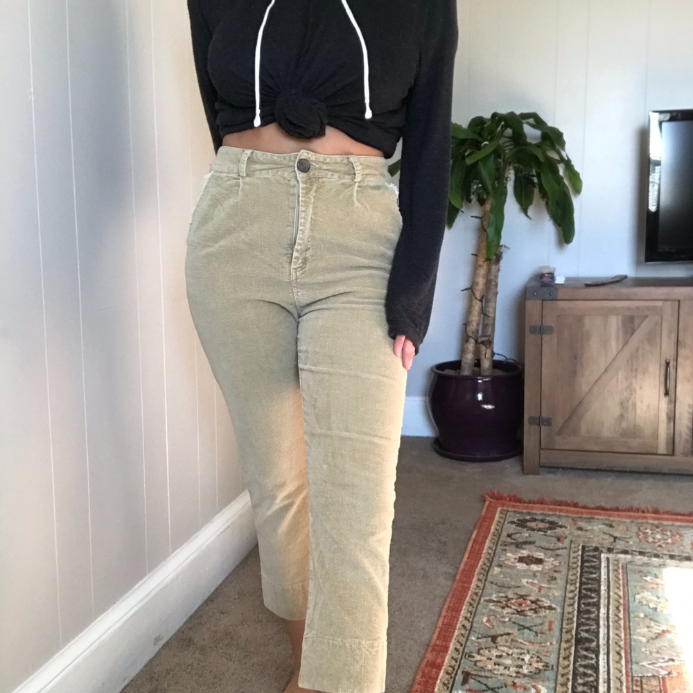 Wedgie High Rise Straight Corduroy